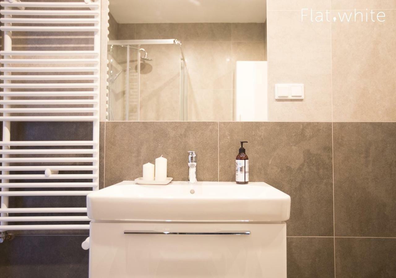 Apartamenty Flat White Zamkowa 4-6 Zielona Gora  Bagian luar foto