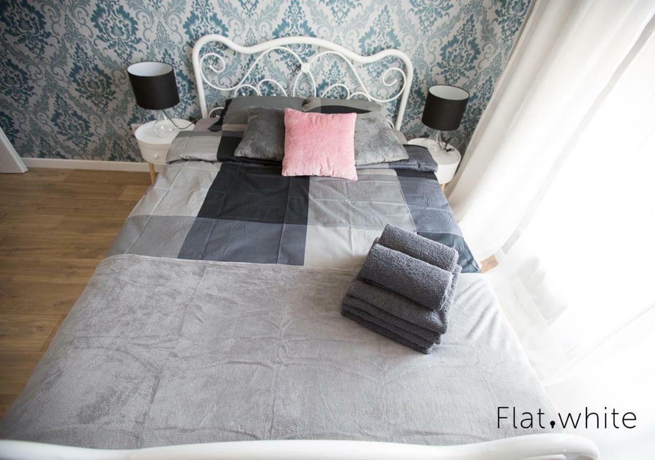 Apartamenty Flat White Zamkowa 4-6 Zielona Gora  Bagian luar foto