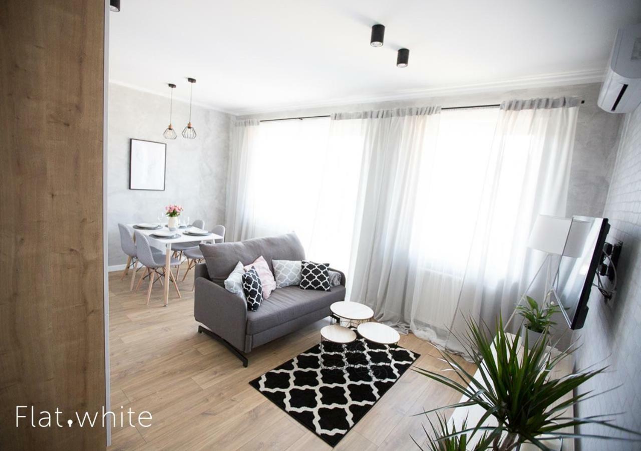 Apartamenty Flat White Zamkowa 4-6 Zielona Gora  Bagian luar foto