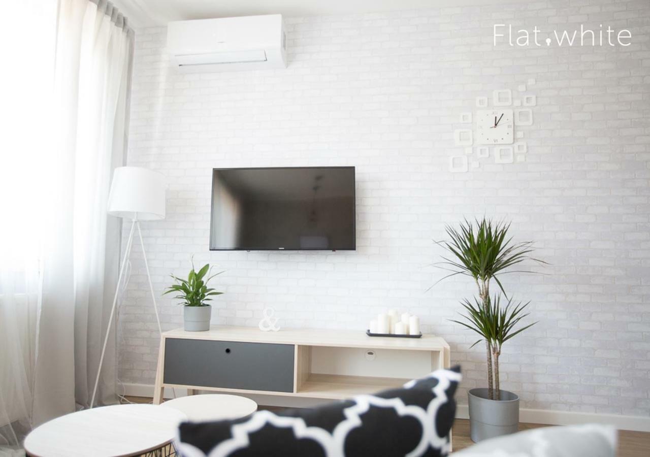 Apartamenty Flat White Zamkowa 4-6 Zielona Gora  Bagian luar foto