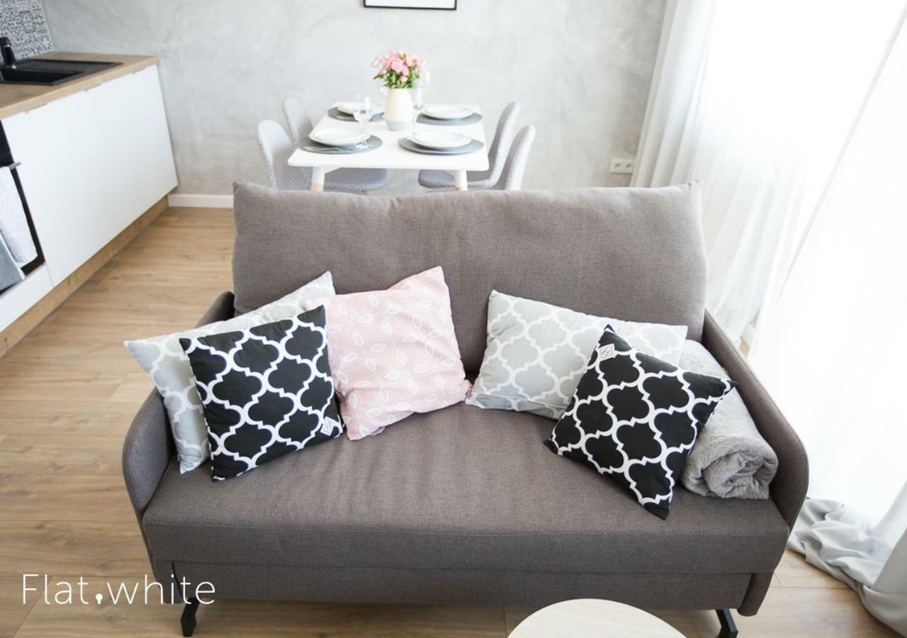 Apartamenty Flat White Zamkowa 4-6 Zielona Gora  Bagian luar foto